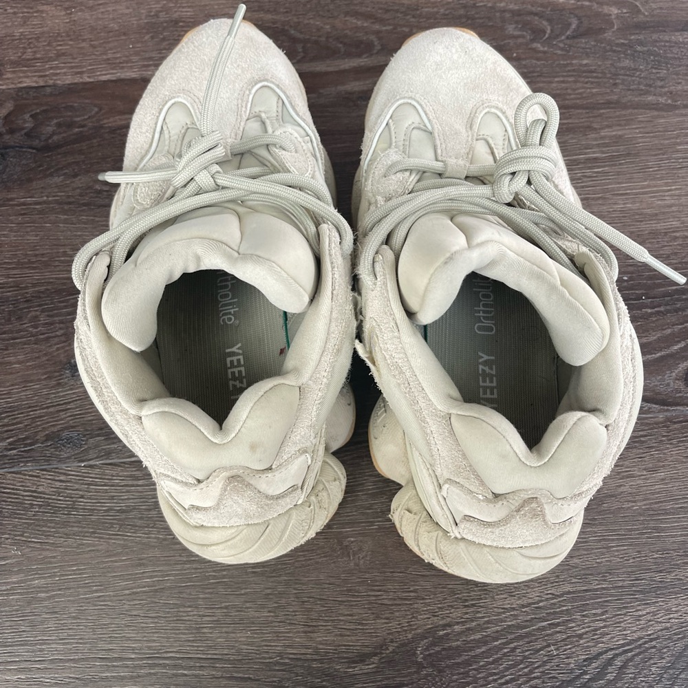 Yeezy - Picture 3 of 4